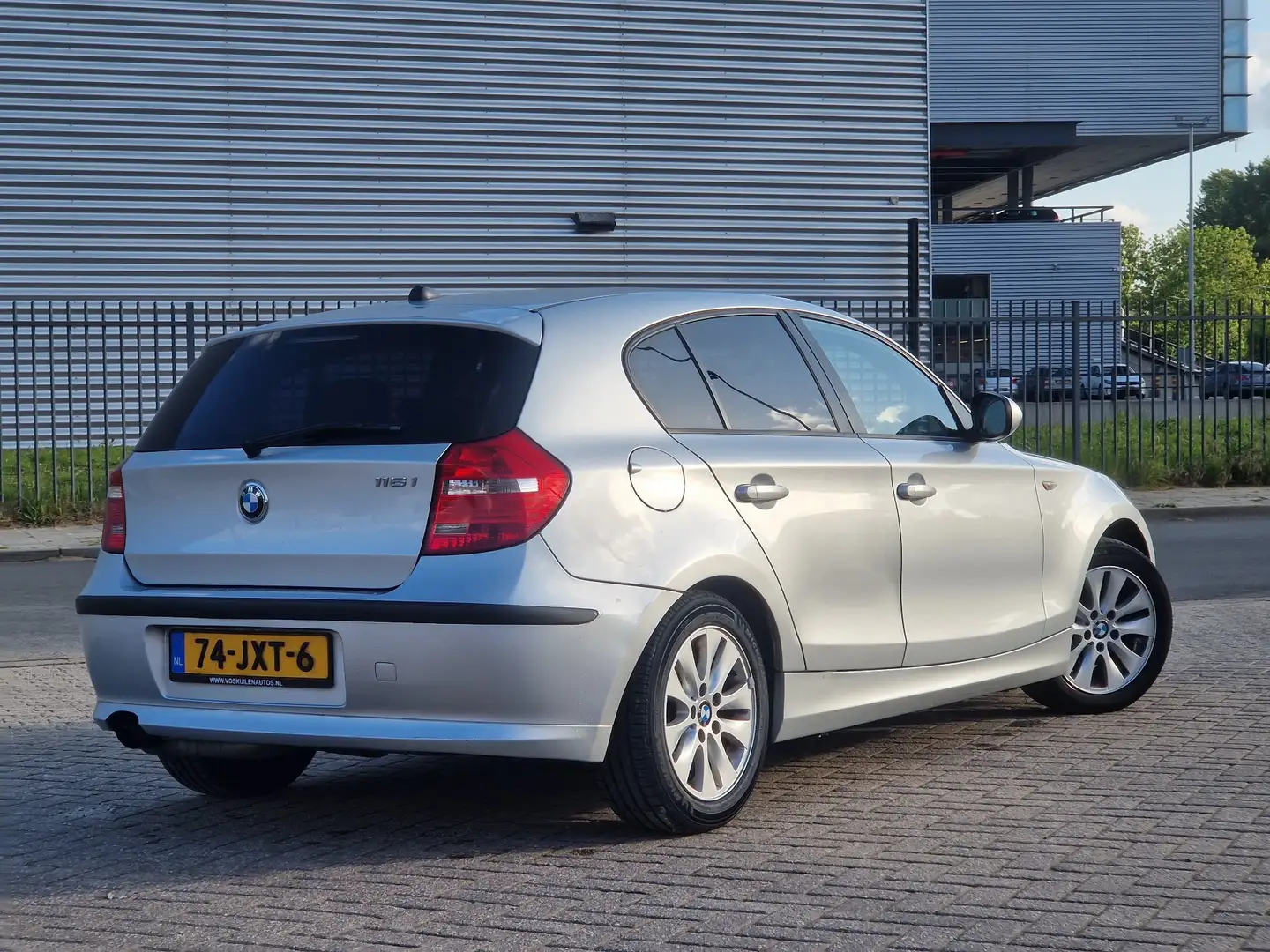BMW 116 116i Business Line Zilver - 2