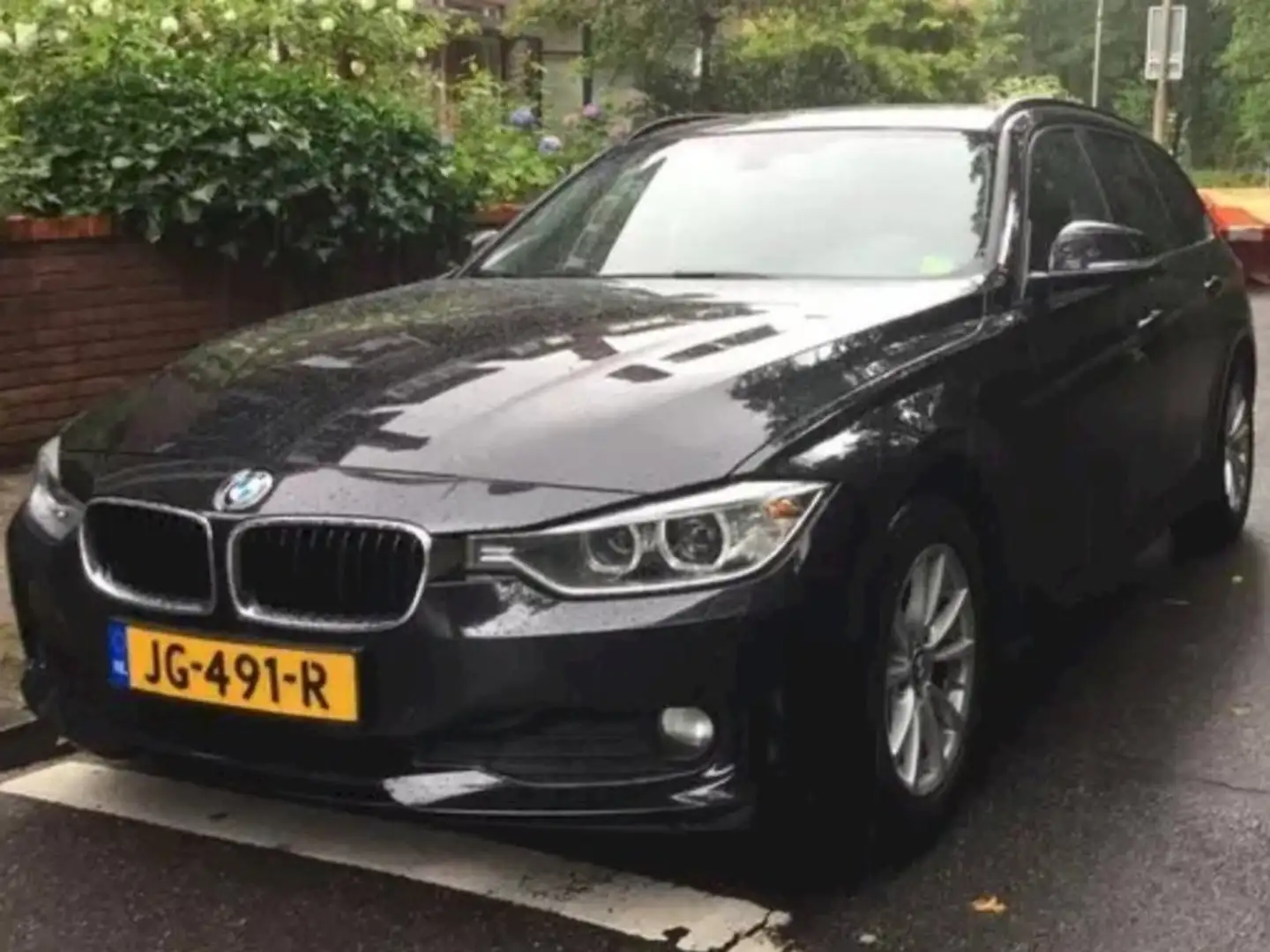 BMW 318 318 High Executive Чёрный - 1