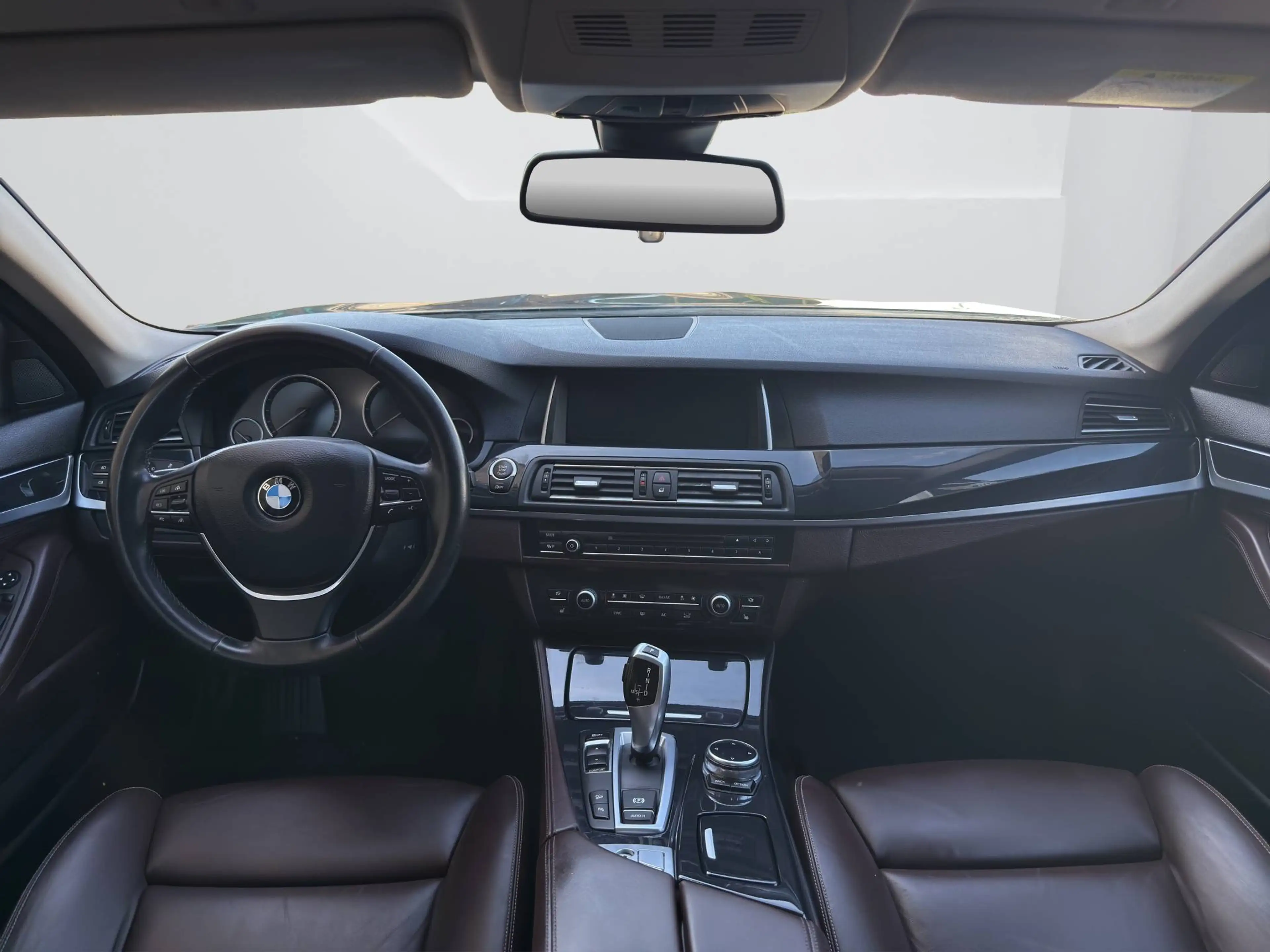BMW 525 525 d xDrive — photo 12