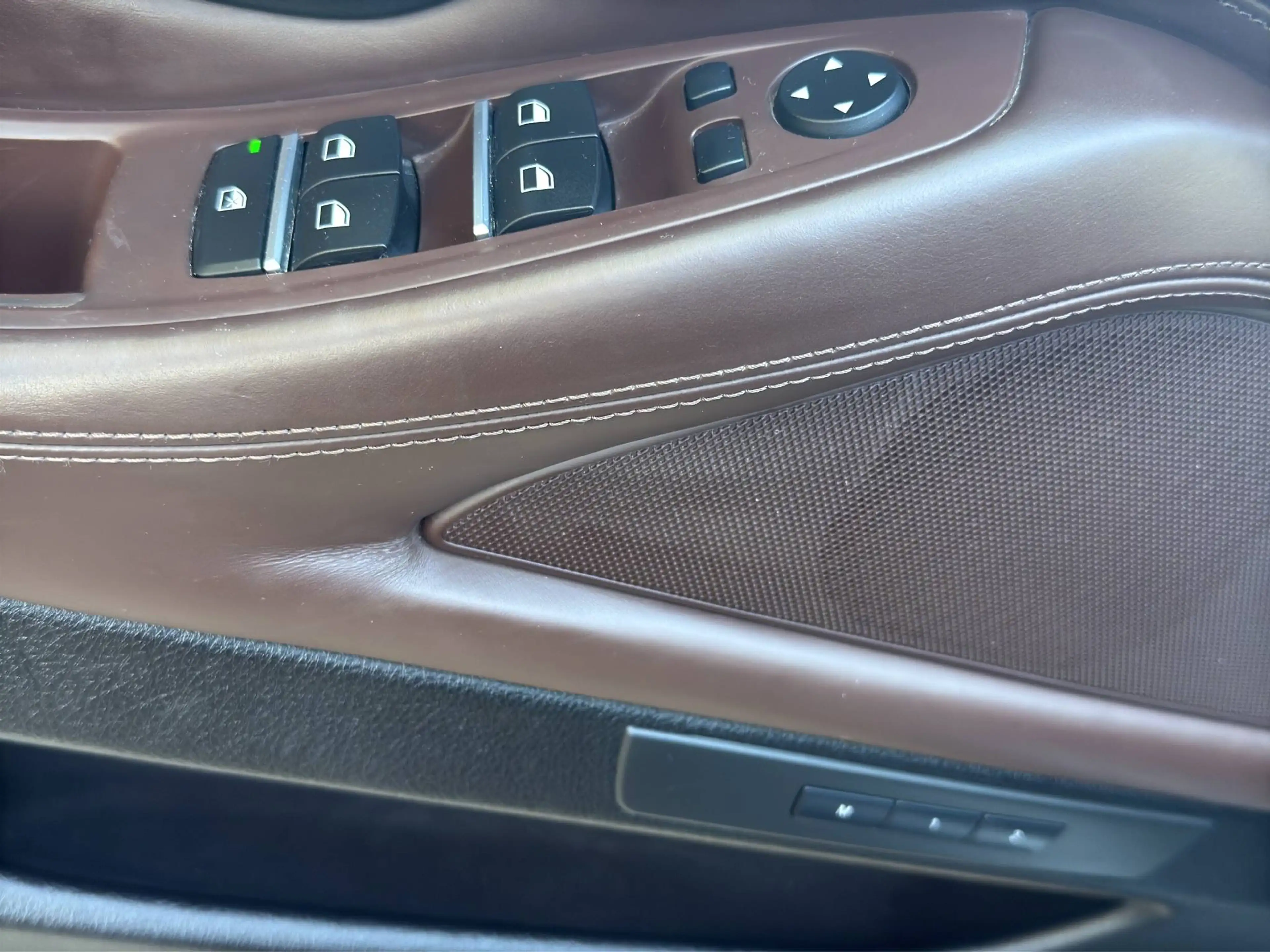 BMW 525 525 d xDrive — photo 11