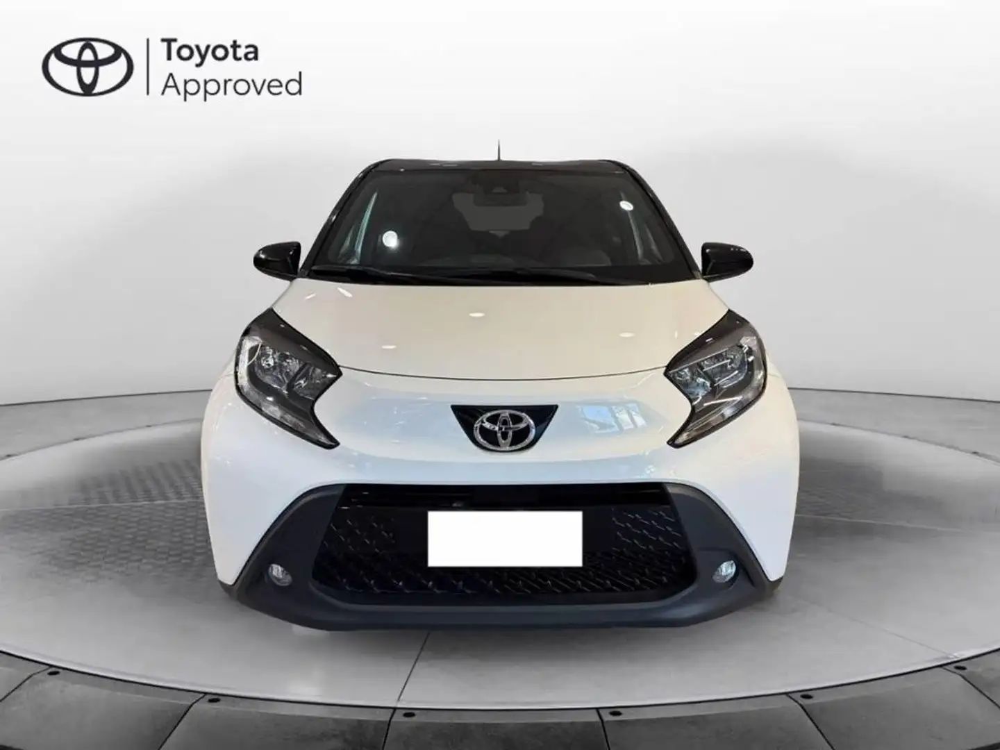 Toyota Aygo X X 1.0 Trend 72cv s-cvt Bianco - 2