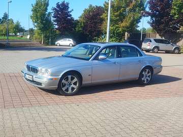 XJ8 4.2 Executive*,1.Hand *Lückenlos Jaguar Scheckheft gepflegt**