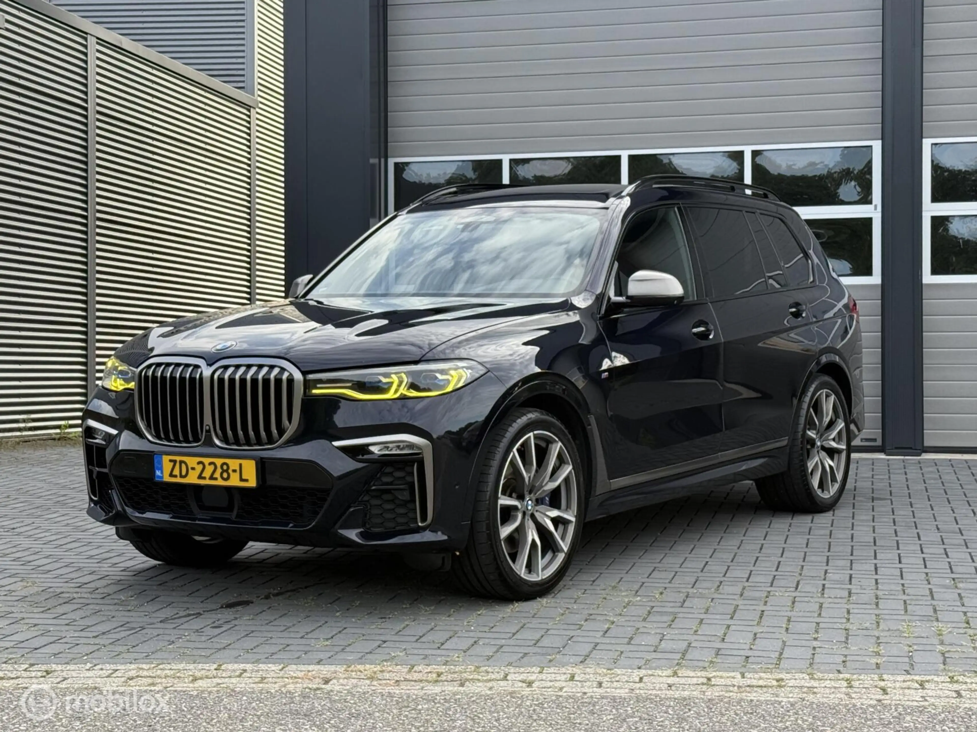 BMW X7 M50d 6p. 400PK Full Optie|Pano|Laser|Lucht|B&W| — photo 28
