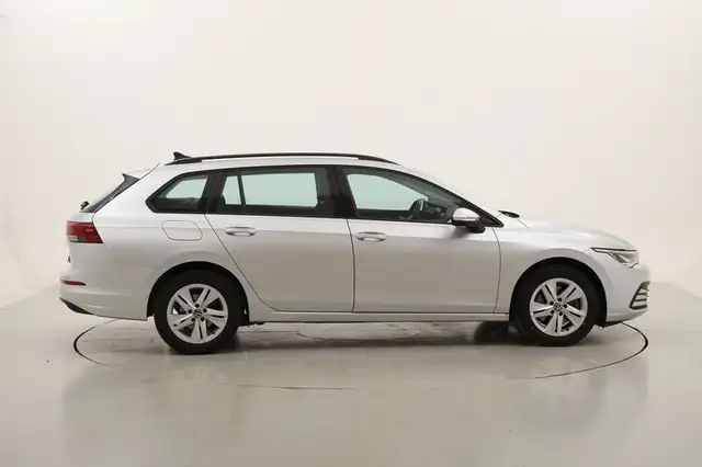 Volkswagen Golf view 6