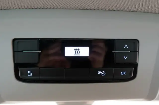 Volkswagen T6.1 Multivan 2,0 TDI DSG G.Six "LED*AHK*R-KAM*VIRTUAL" Ansicht 40