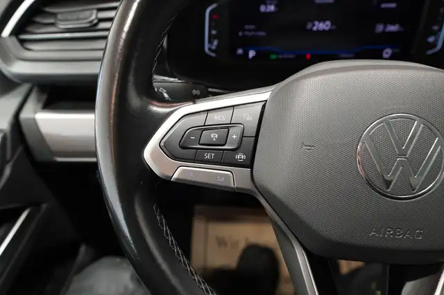 Volkswagen T6.1 Multivan 2,0 TDI DSG G.Six "LED*AHK*R-KAM*VIRTUAL" Ansicht 26