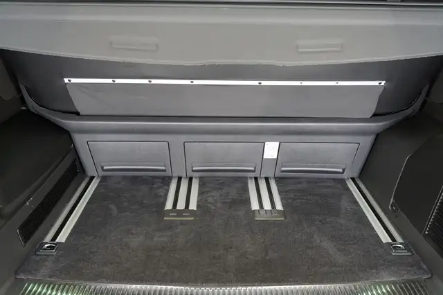 Volkswagen T6.1 Multivan 2,0 TDI DSG G.Six "LED*AHK*R-KAM*VIRTUAL" Ansicht 20
