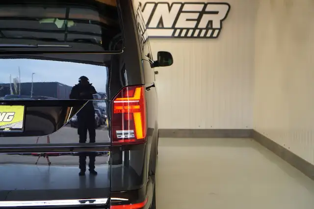 Volkswagen T6.1 Multivan 2,0 TDI DSG G.Six "LED*AHK*R-KAM*VIRTUAL" Ansicht 6