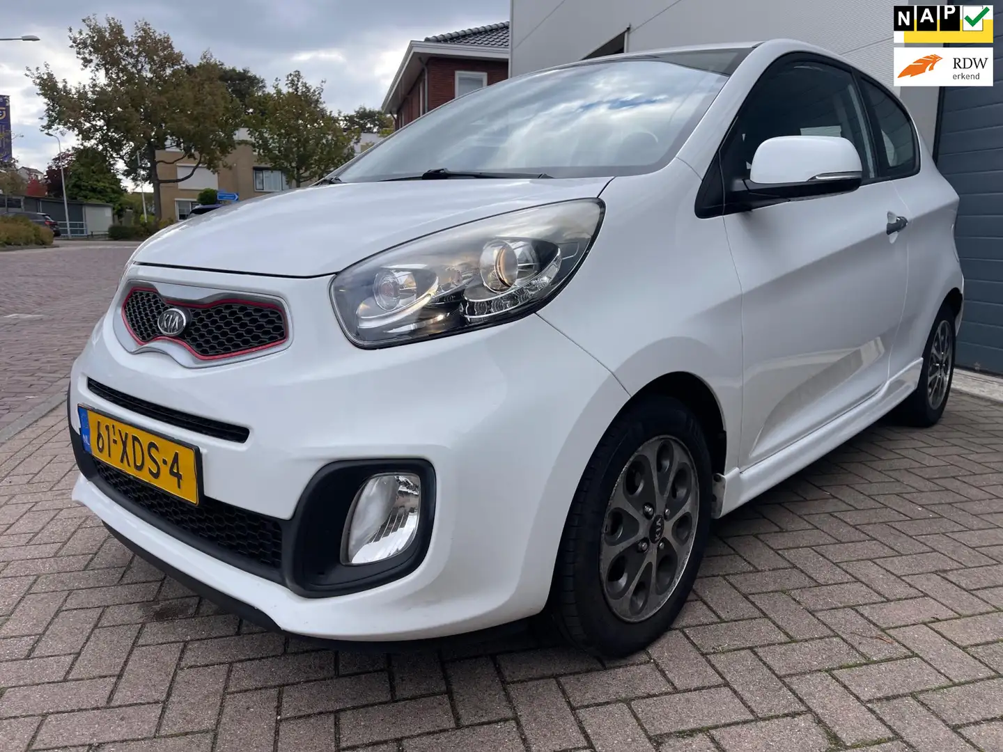 Kia Picanto 1.2 CVVT ISG R-SportbyKia/1eigenaar/Led/Airco/Aux/ Blanc - 1