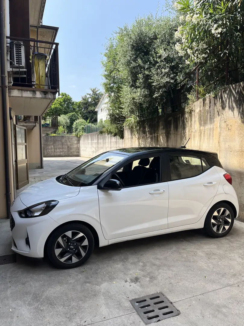 Hyundai i10 1.1 Fiorucci Soft Top - 1