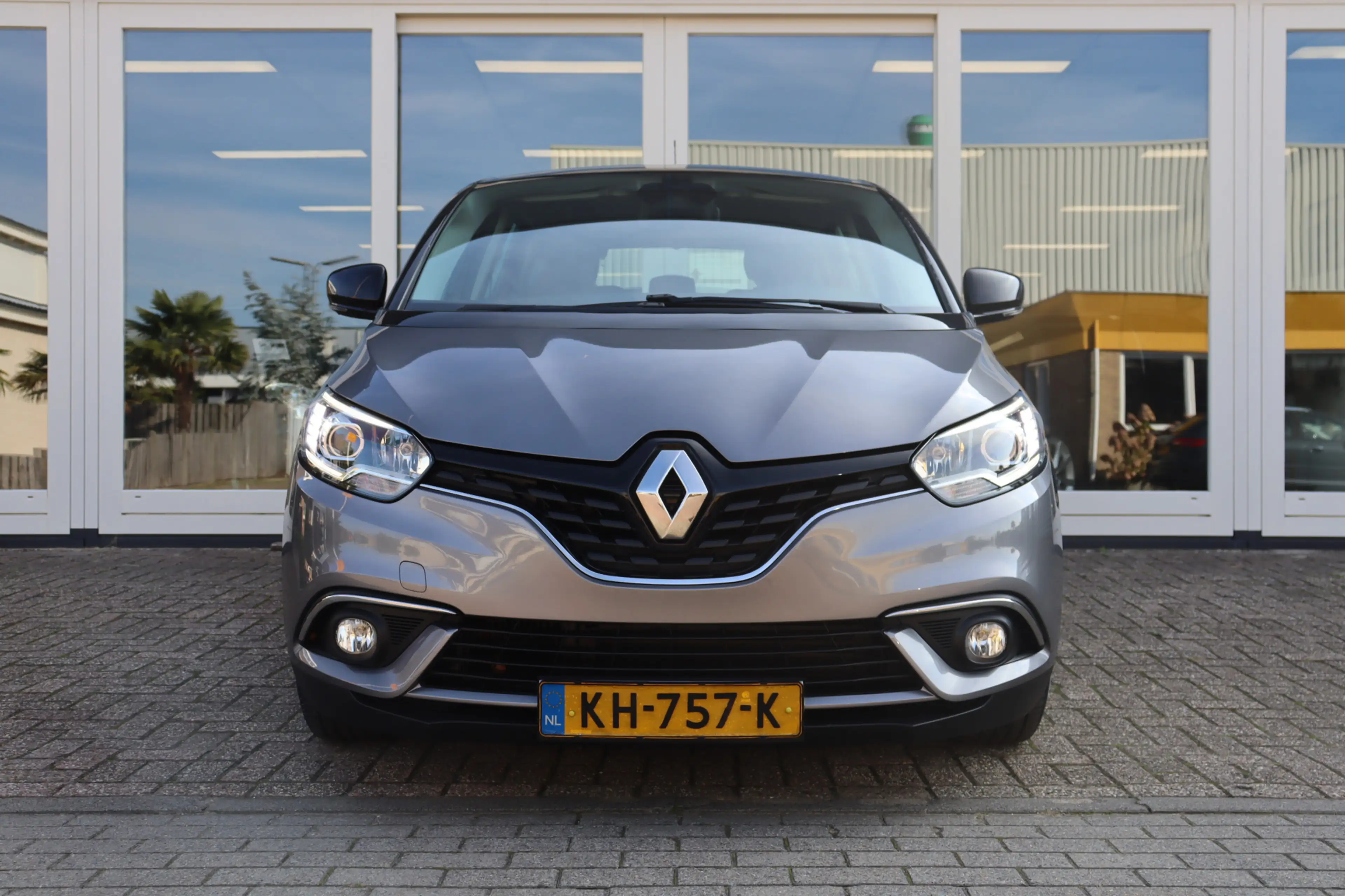 Renault Scenic 1.2 TCe Zen, Climate, Cruise, Navigatie, Prijs Is — photo 2