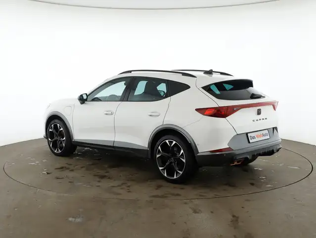 Cupra Formentor view 4