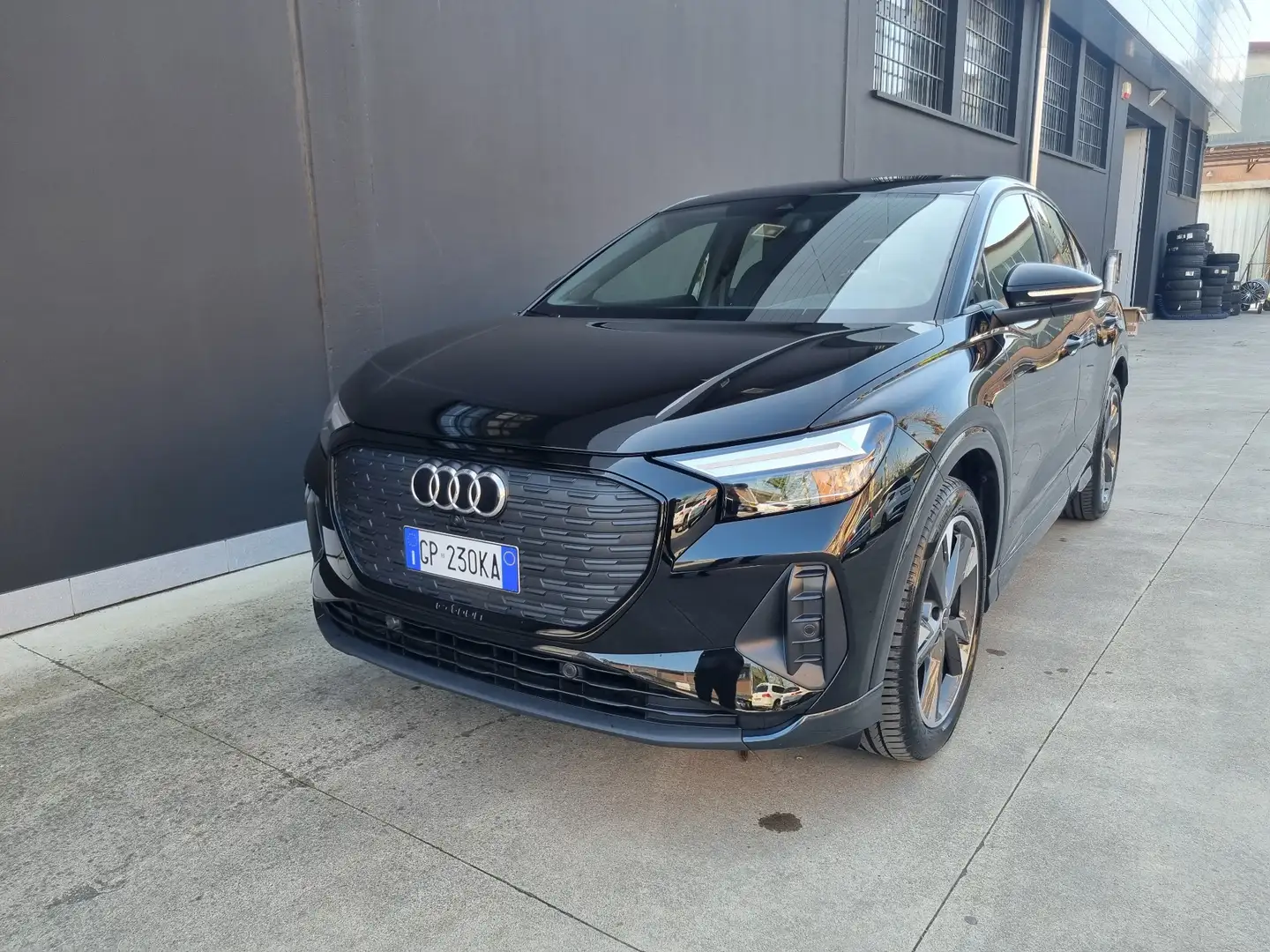 Audi Q4 e-tron Q4 Sportback e-tron 35 Zwart - 1