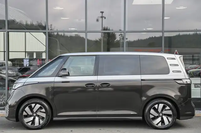 Volkswagen Id. Buzz view 6