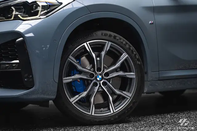 BMW X1 view 11