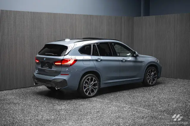 BMW X1 view 7