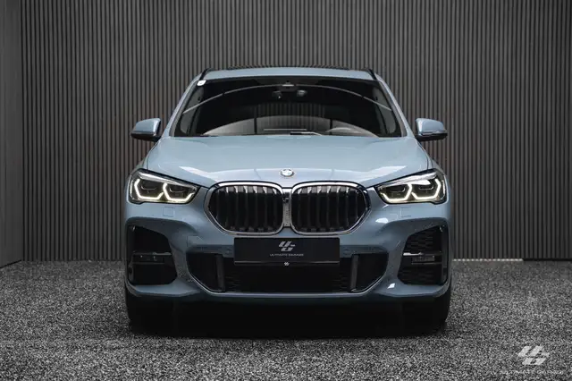 BMW X1 view 3