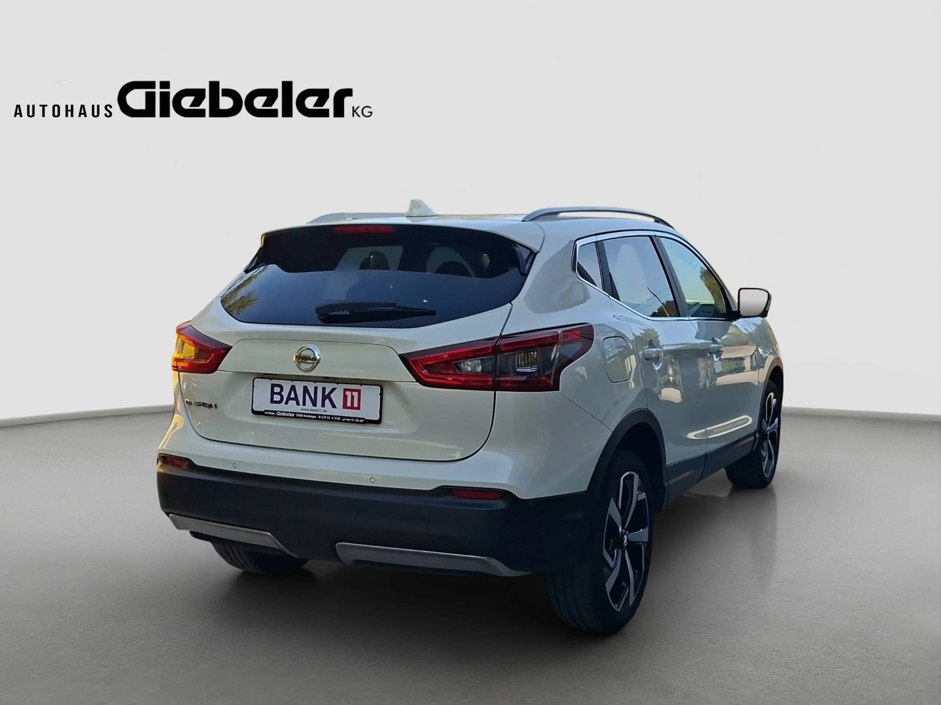 Nissan Qashqai Tekna *Alu*Kamera*PDC*Navi*360* — photo 6