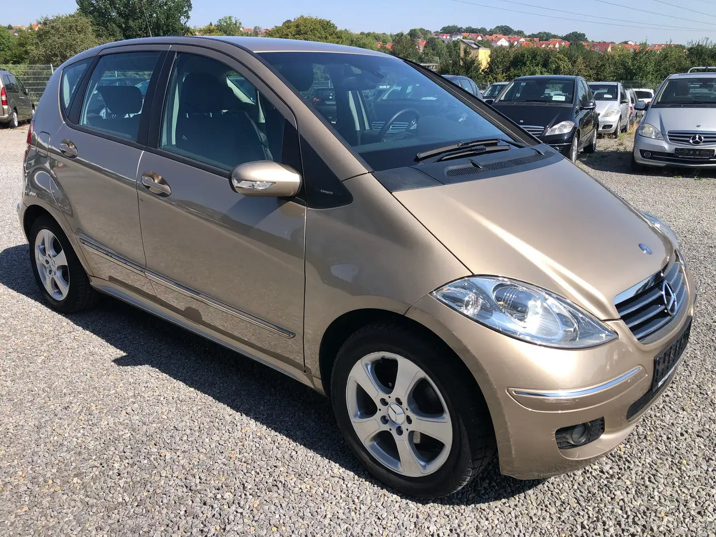Mercedes-Benz A 150 Autotronic Avantgarde*Licht-/Sicht-Paket*2.Hand* Бежевий - 2