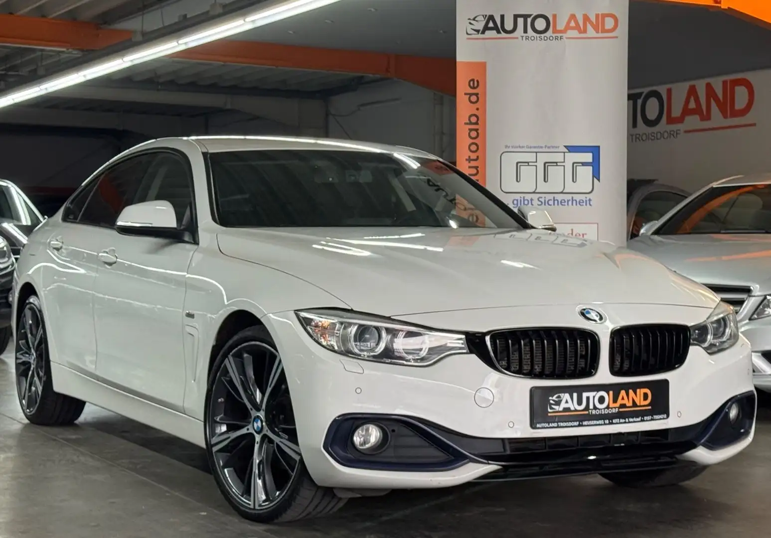 BMW 420 Gran Coupe 420 d xDrive Sport *AUTM*NAVI*LED* Weiß - 1