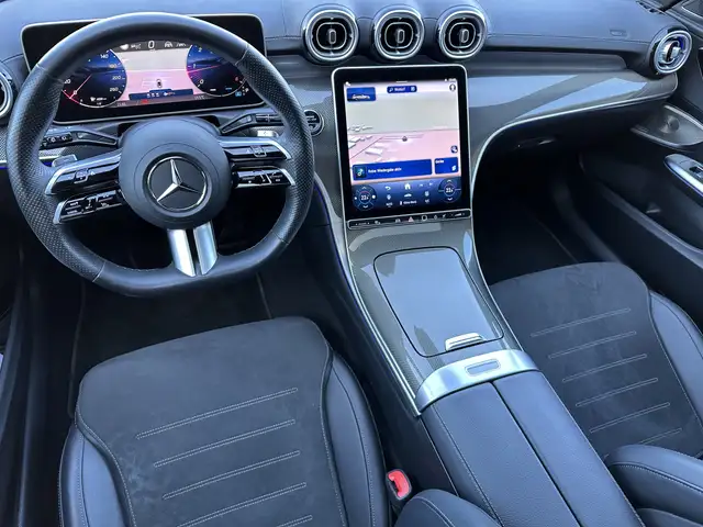 Mercedes-Benz 220 view 14