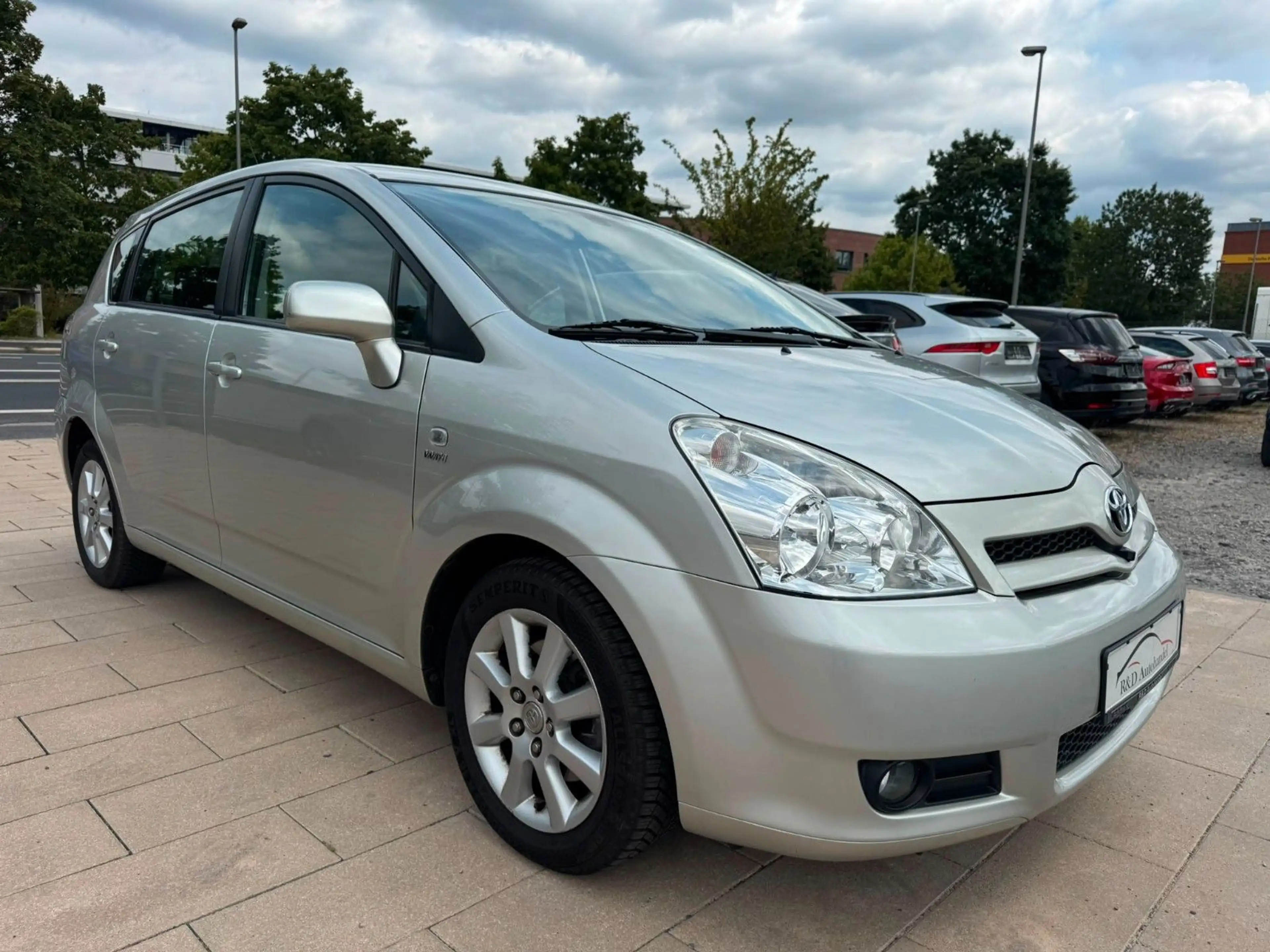 Toyota Corolla Verso 1.8 Executive — photo 2