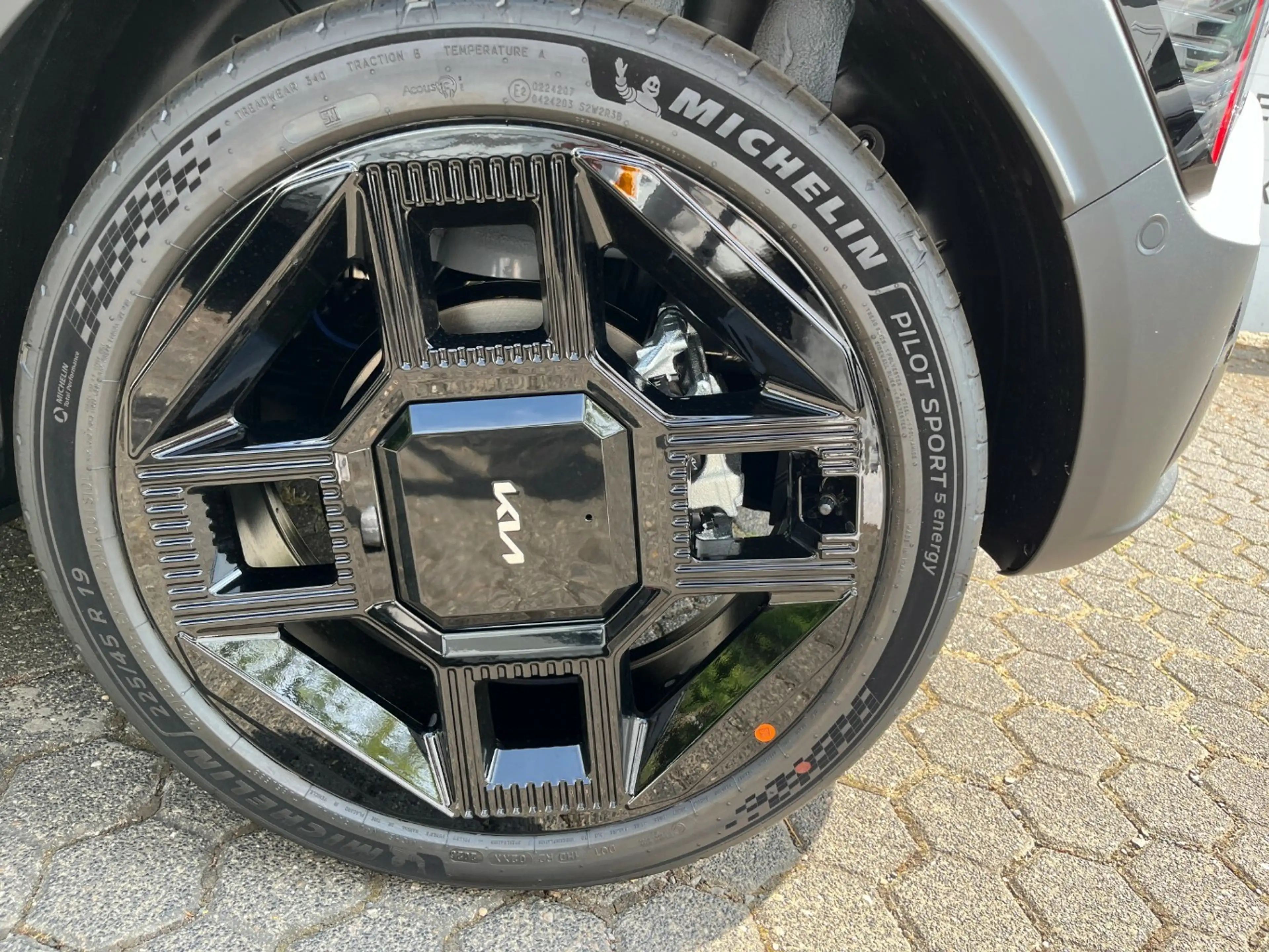 Kia EV2 99,5 kW 61-kWh; Black-Line, 4 Sitze — photo 10