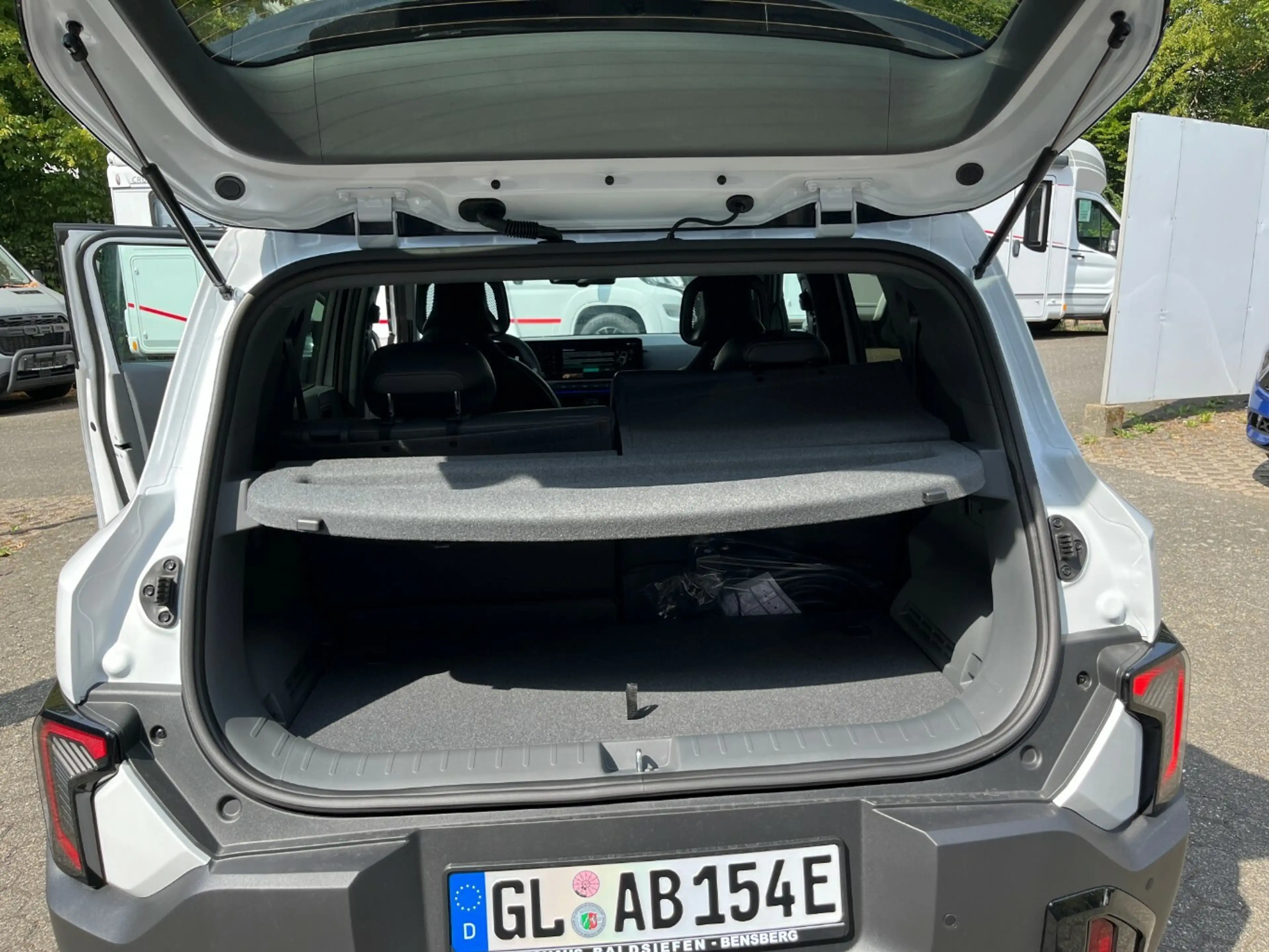 Kia EV2 99,5 kW 61-kWh; Black-Line, 4 Sitze — photo 11