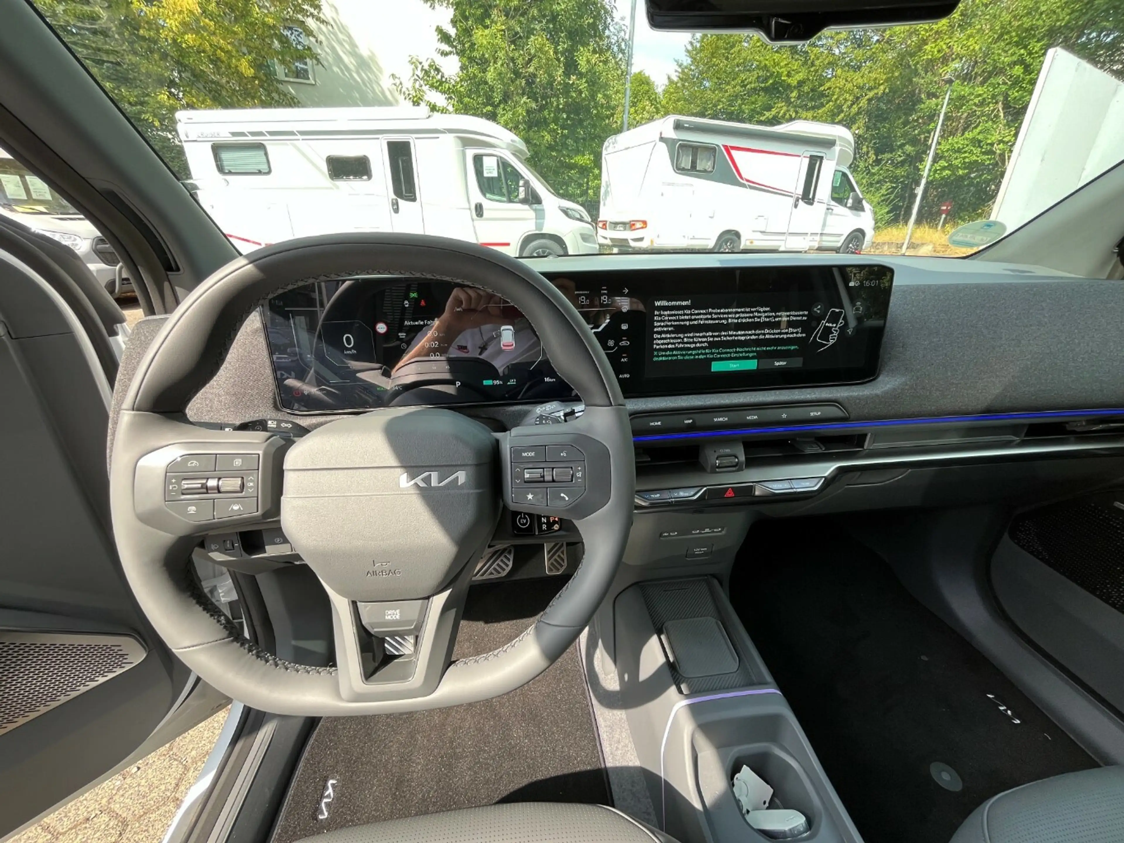 Kia EV2 99,5 kW 61-kWh; Black-Line, 4 Sitze — photo 7