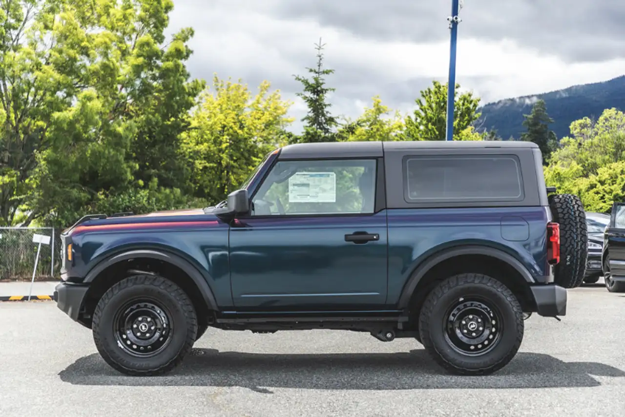Ford Bronco снимка Ford Bronco