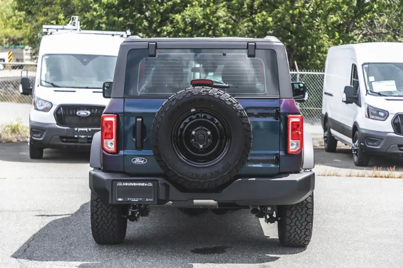 Ford Bronco снимка Ford Bronco