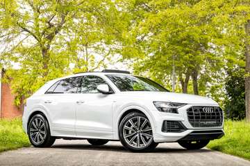 55 TFSIe Quattro * S-Line * Pano * HUD * 360 * Matrix * Soft Close *