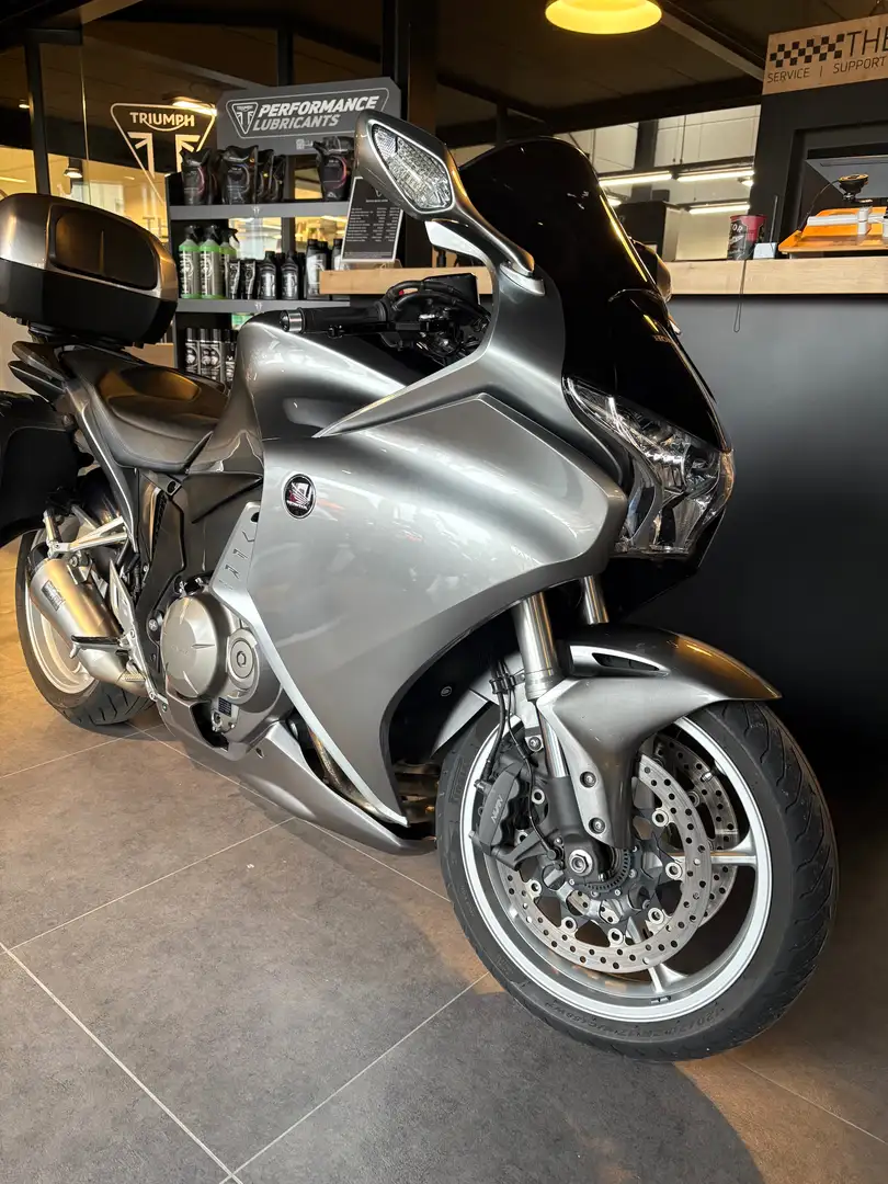 Honda VFR 1200 F Argent - 1