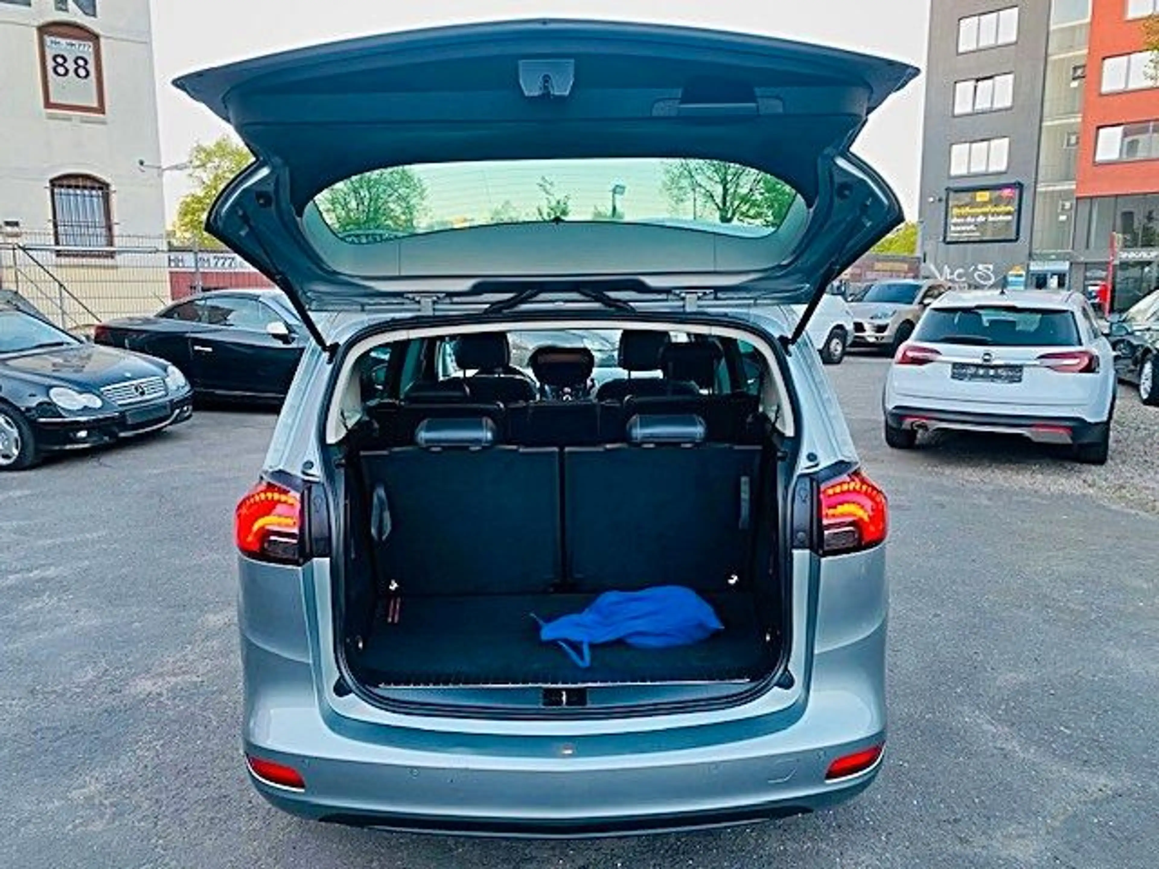 Opel Zafira Tourer 1.4 Turbo ecoFLEX INNOVATION S/S — photo 25