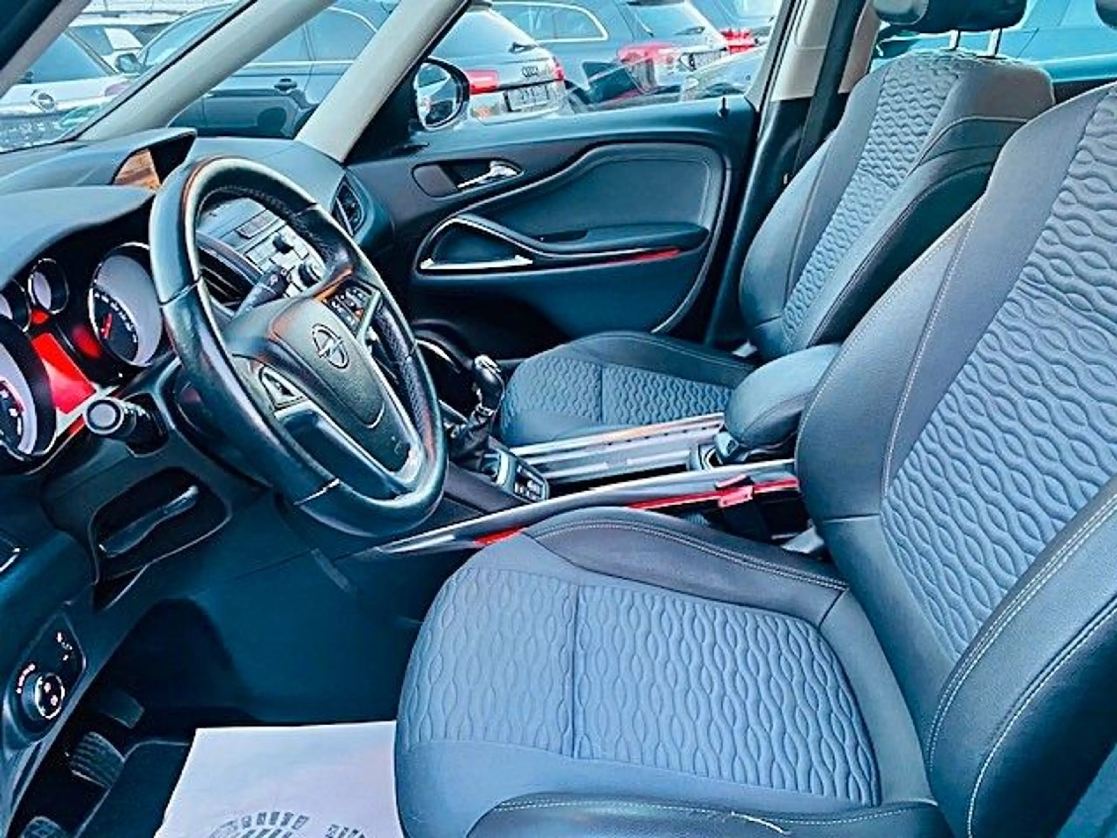 Opel Zafira Tourer 1.4 Turbo ecoFLEX INNOVATION S/S — photo 17