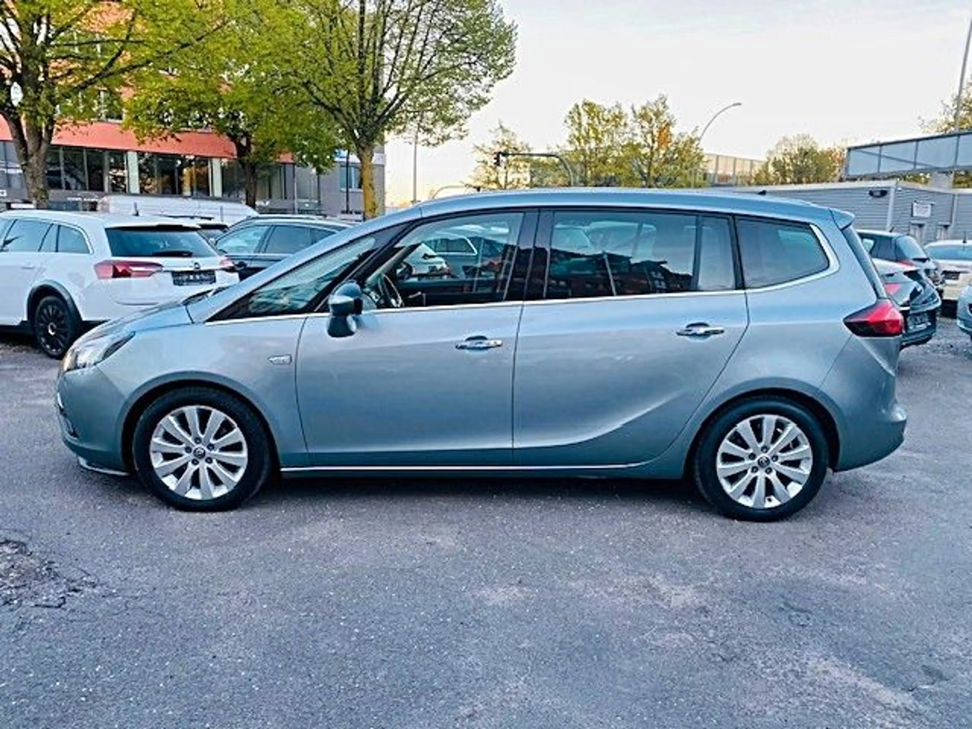 Opel Zafira Tourer 1.4 Turbo ecoFLEX INNOVATION S/S — photo 6