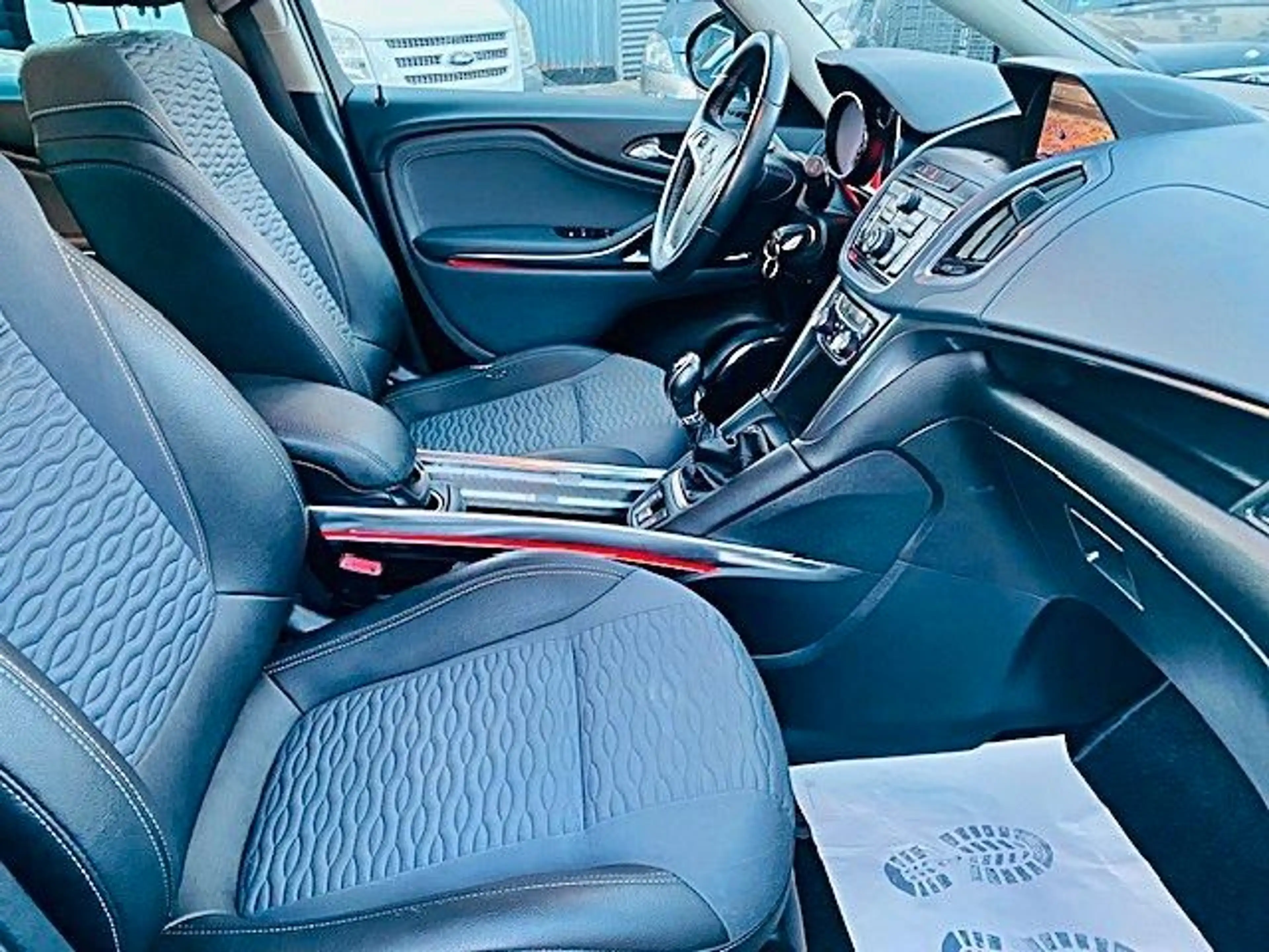 Opel Zafira Tourer 1.4 Turbo ecoFLEX INNOVATION S/S — photo 18