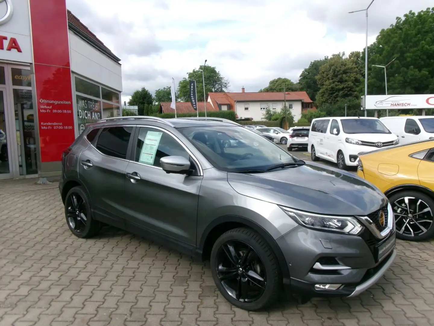 Nissan Qashqai 1.3 DIG-T N-MOTION Gris - 2