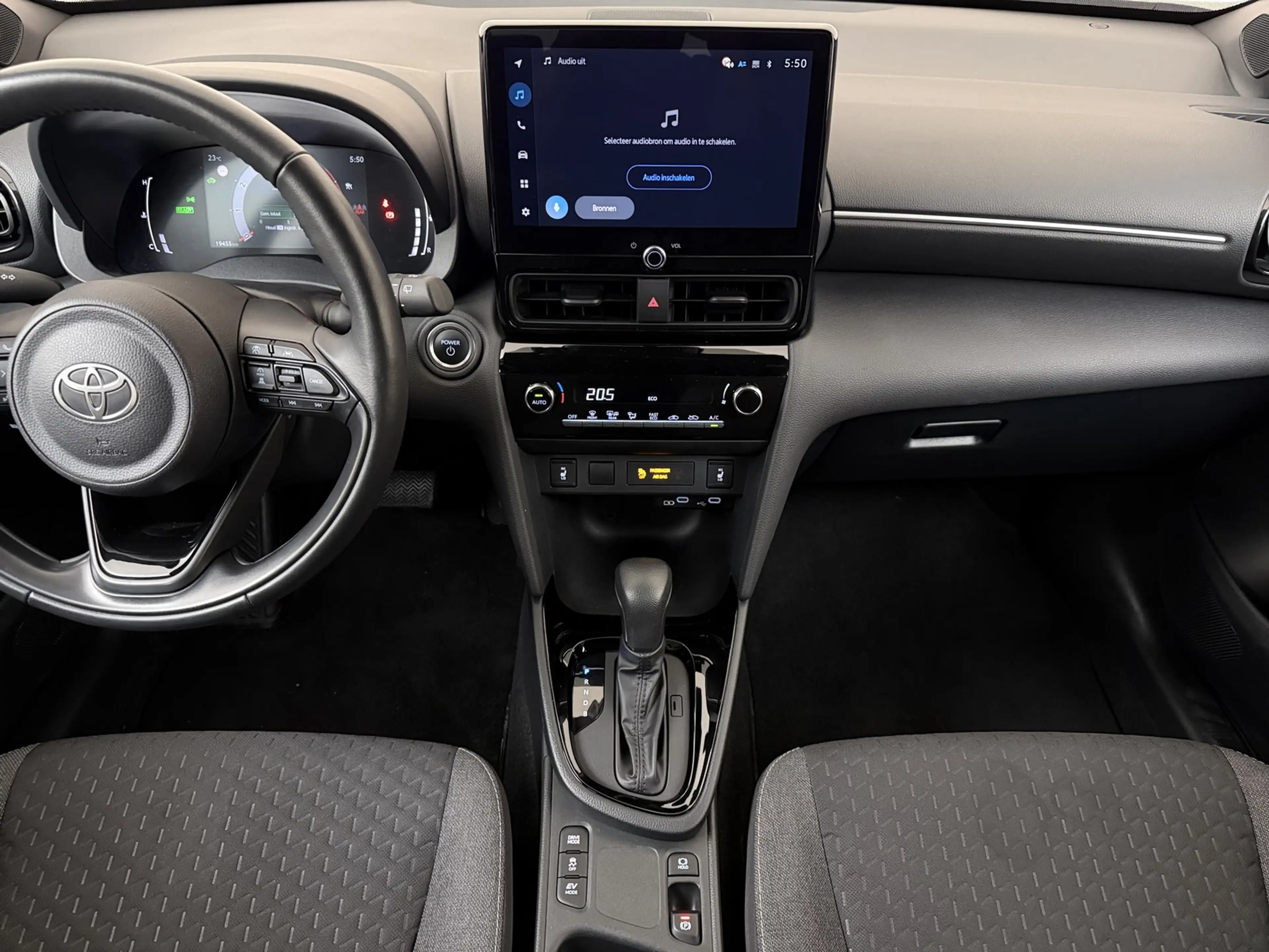 Toyota Yaris Cross 1.5 Hybrid 115 Dynamic I Stuur en Stoelverwaming I — photo 7