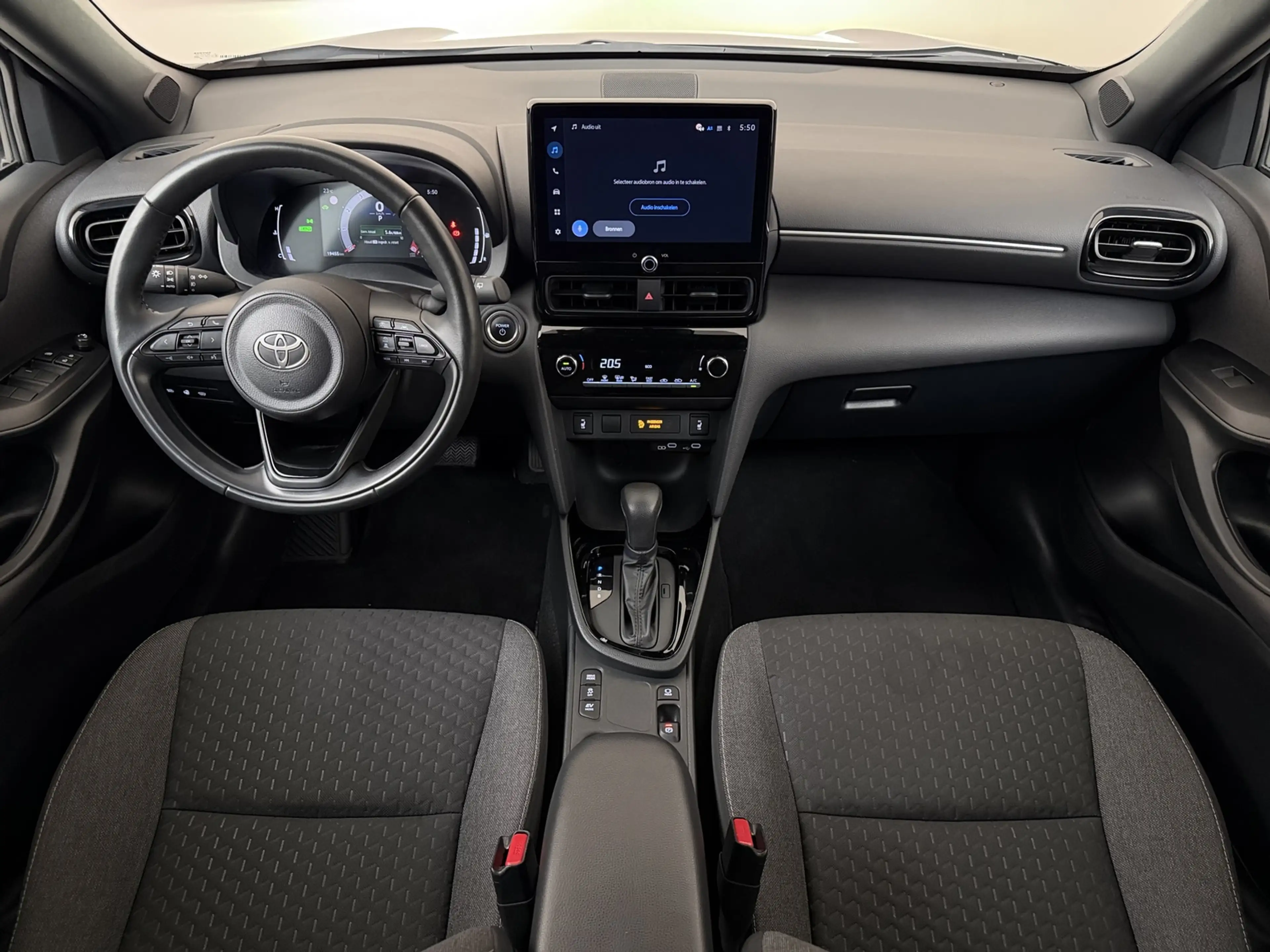 Toyota Yaris Cross 1.5 Hybrid 115 Dynamic I Stuur en Stoelverwaming I — photo 6