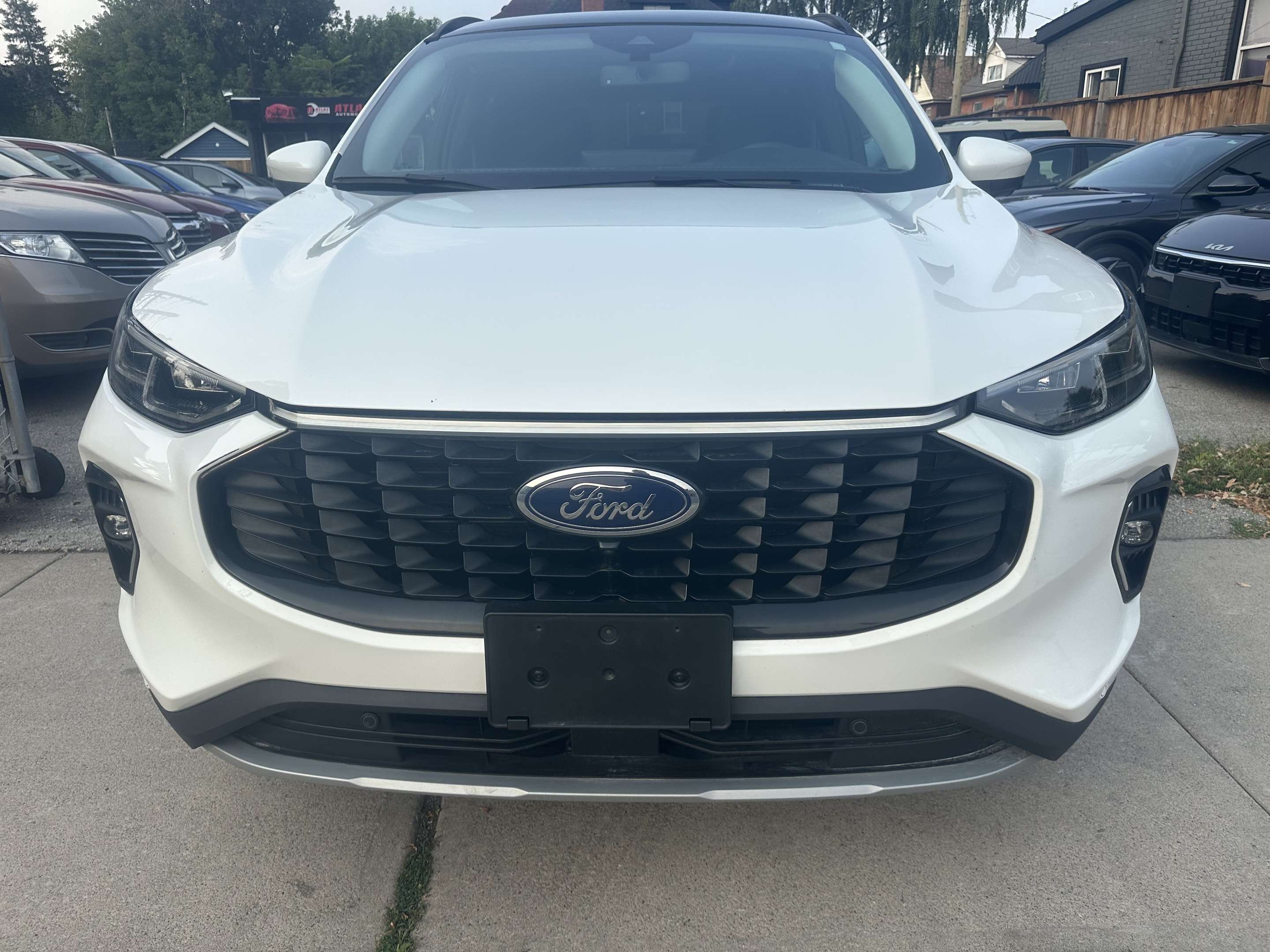 2023 Ford Escape Platinum AWD — снимка 1