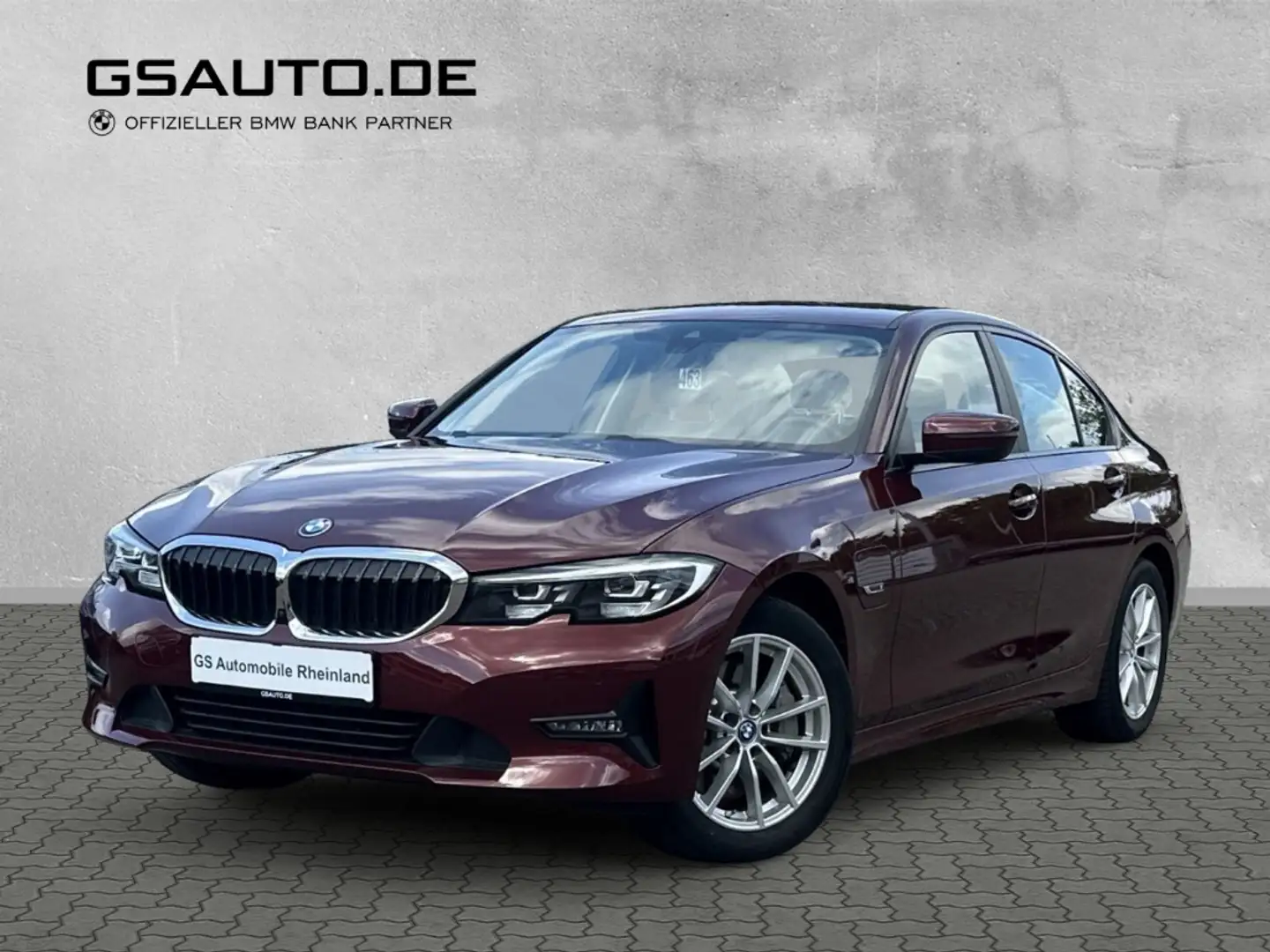 BMW 330 e Sportsitze AppleCar 360°CockpitPr HUD EU6d Rouge - 1