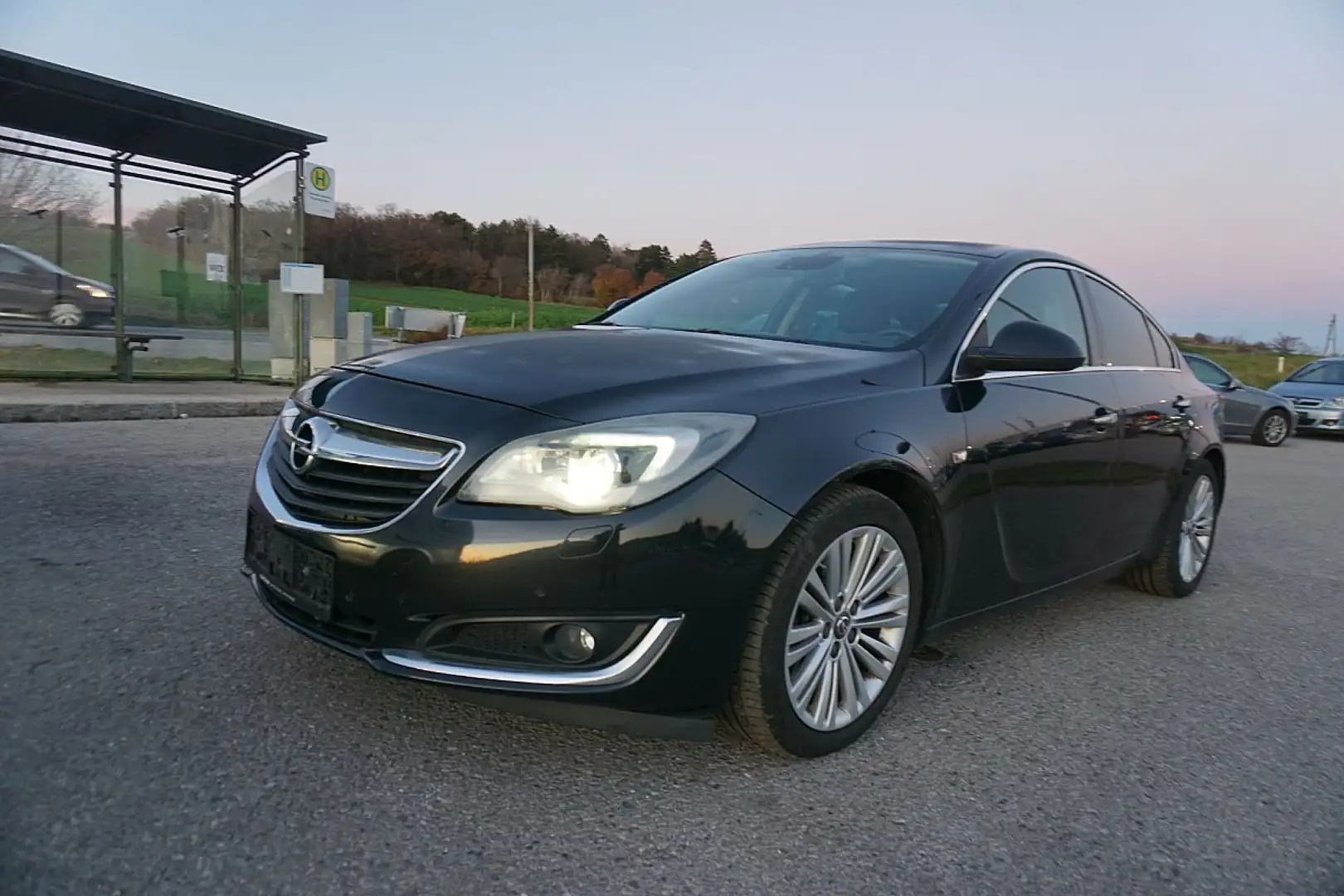 Opel Insignia 2,0 BiTurbo Cosmo CDTI Ecotec Start/Stop Schwarz - 2