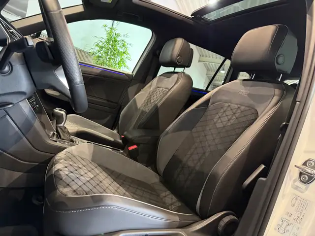 Volkswagen Tiguan view 9