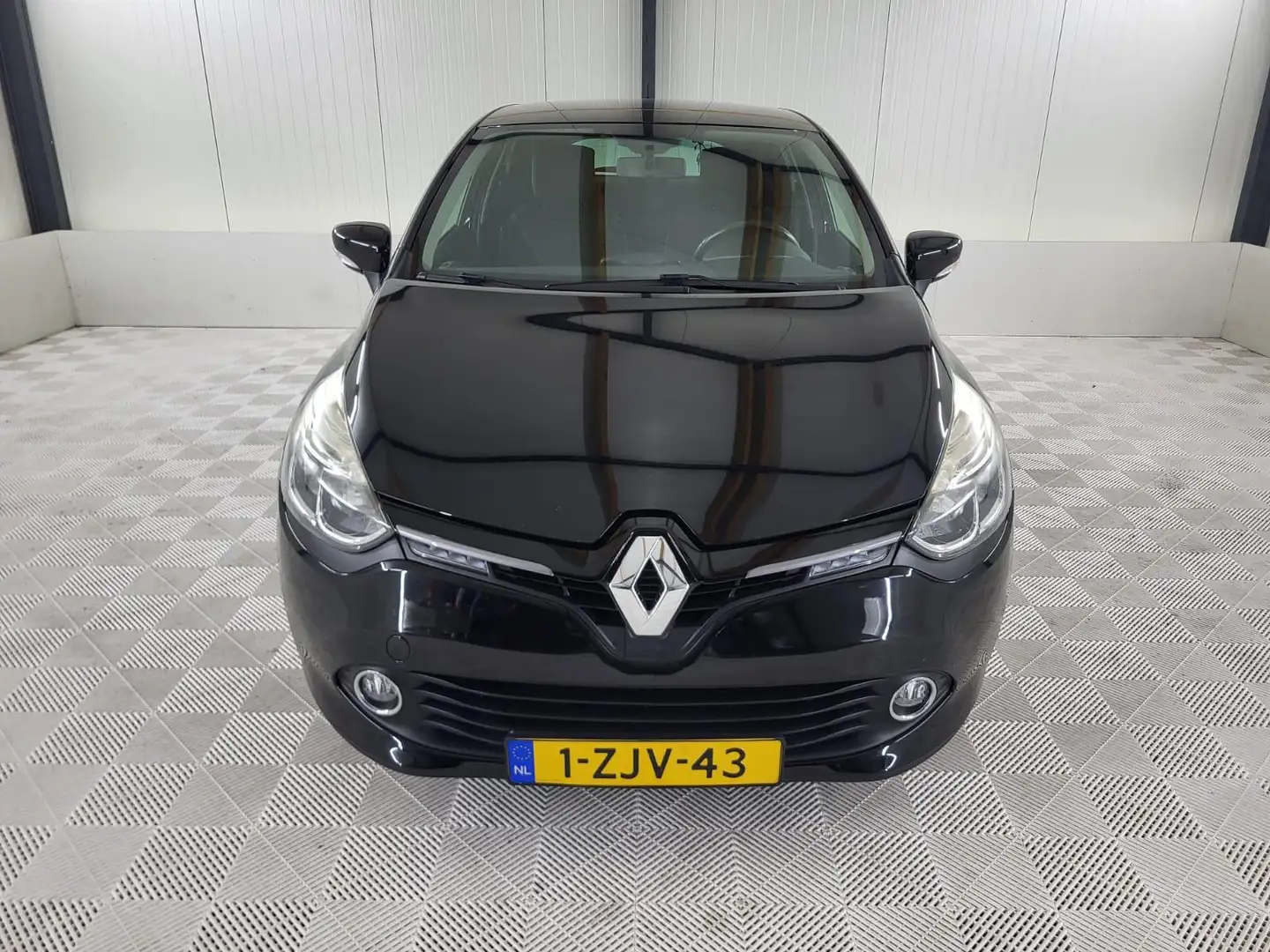 Renault Clio 0.9 TCe ECO Night&Day, Navigatie, Parkeersensoren Zwart - 2