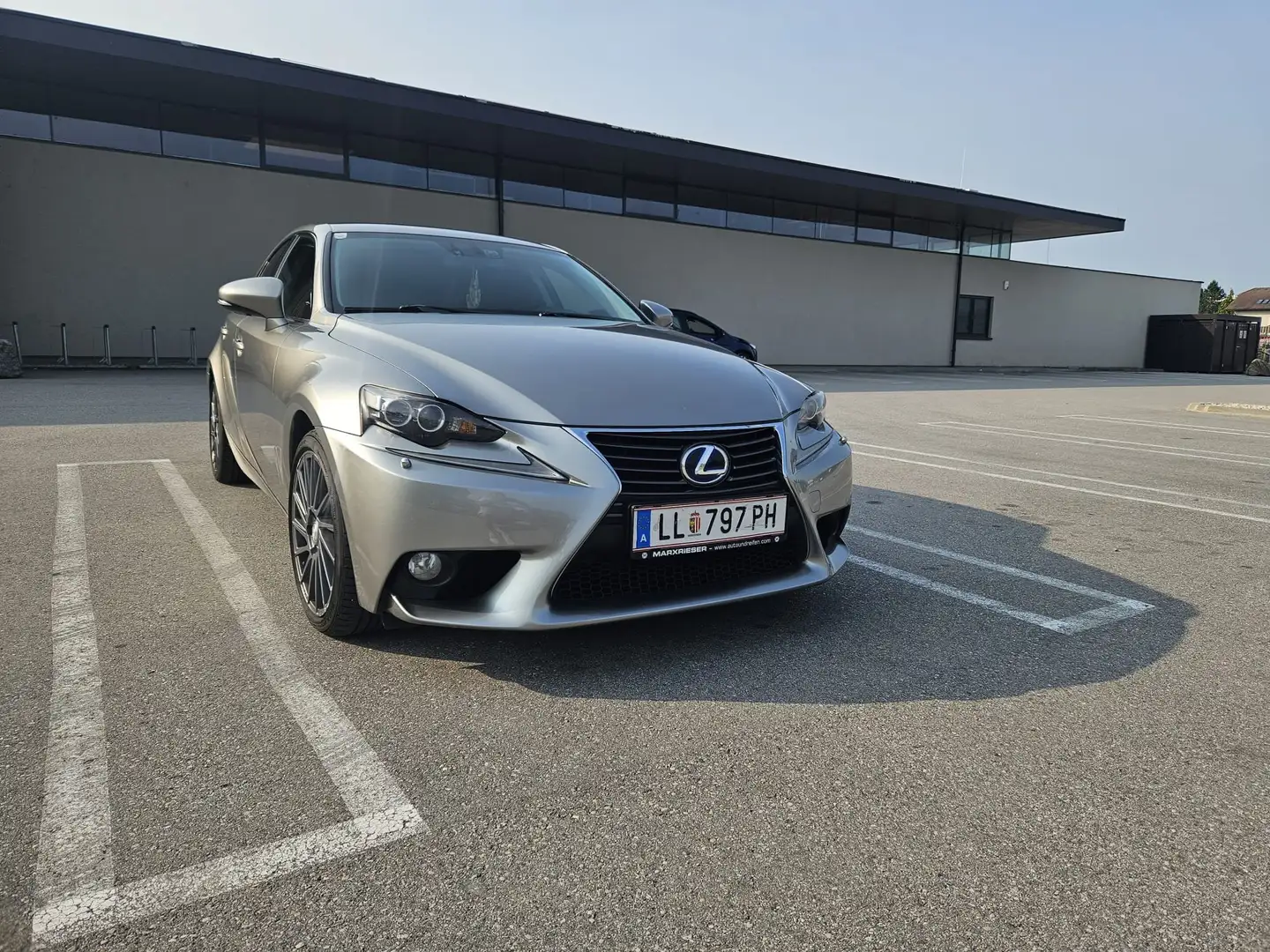 Lexus IS 300 IS 300h Grigio - 1