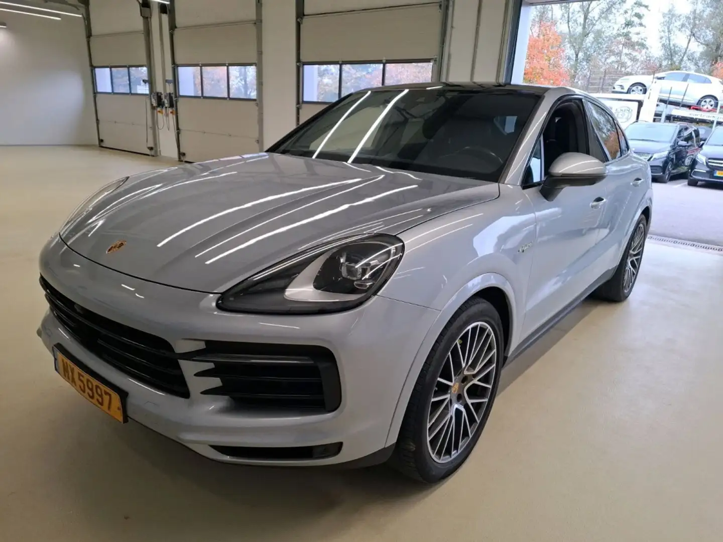 Porsche Cayenne Cayenne Coupe E-Hybrid*PANO*PLSD*BOSE*SOFT CLOSE Argent - 1