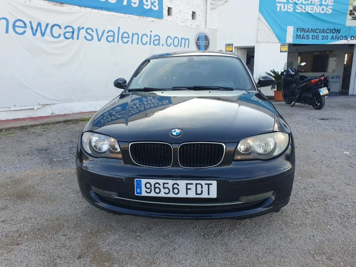 BMW 118 118d Noir - 2