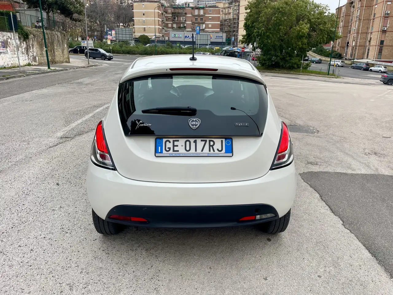 Lancia Ypsilon 2021 — фото 8