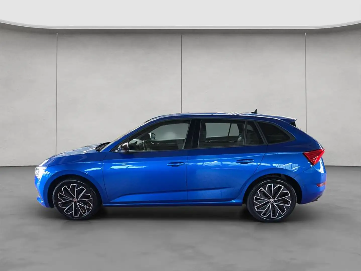 Skoda Scala 1.5 TSI DSG Bleu - 2